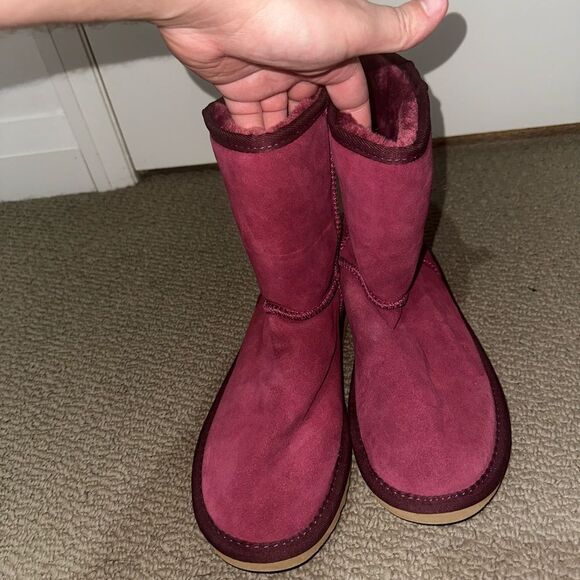 Burgundy Classic Boots UGG - Picture 2 of 6